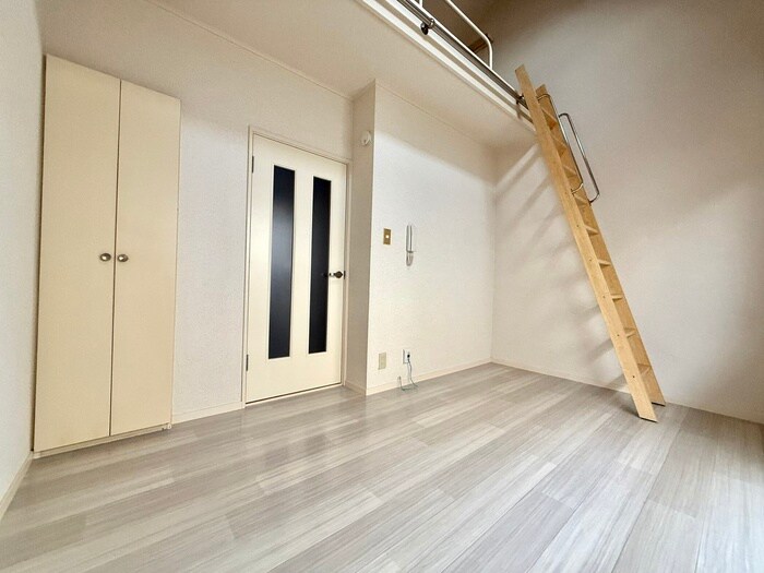 物件内観写真8　(居室)