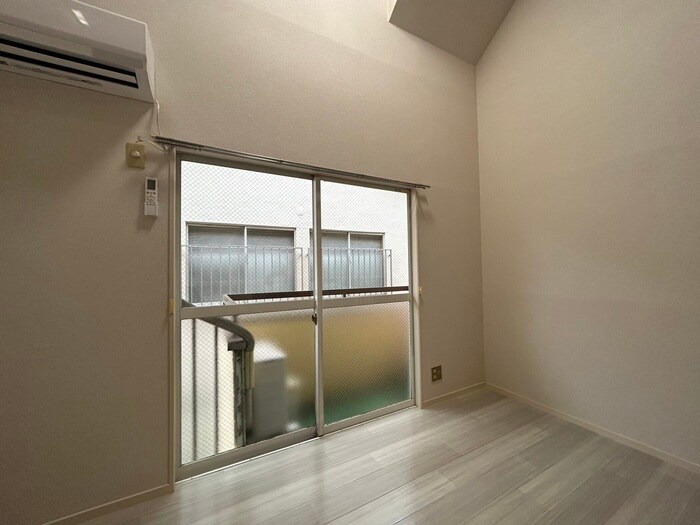 物件内観写真18　(居室)