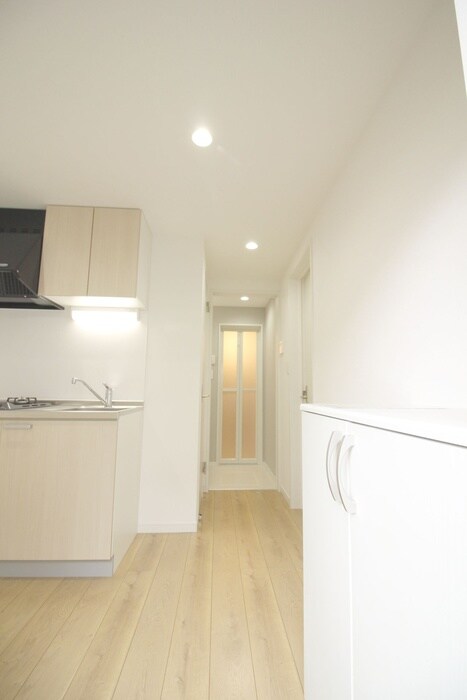 物件内観写真18　(廊下)