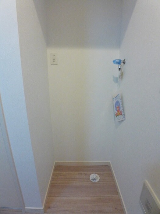 Dear Court 池袋の洗濯機置場