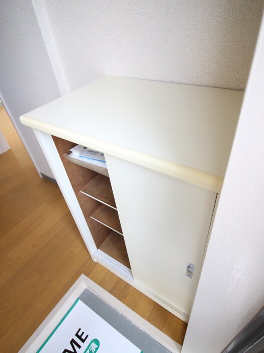 物件内観写真7　(靴箱)
