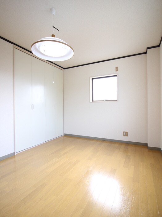 物件内観写真13　(廊下)