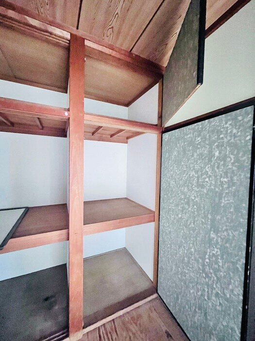 物件内観写真11　(収納)