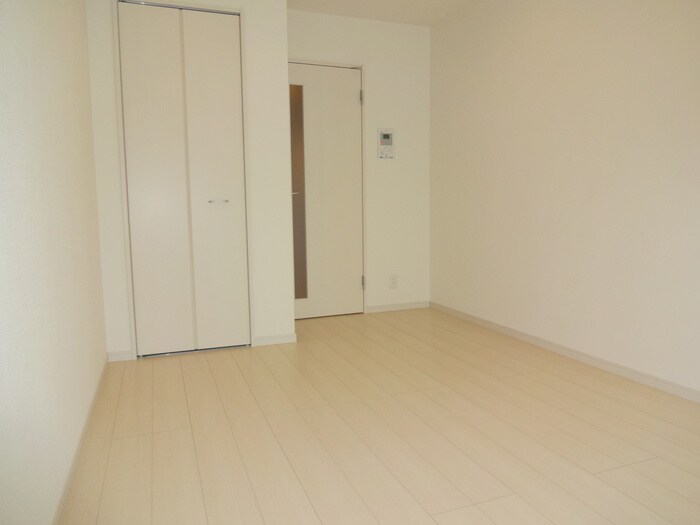 物件内観写真13　(居室)