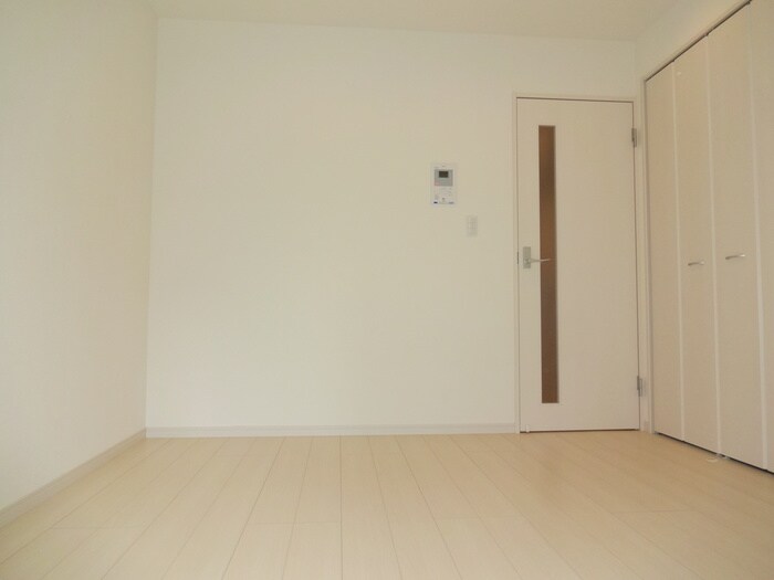 物件内観写真18　(居室)