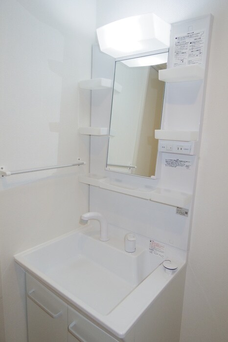 物件内観写真9　(洗面)