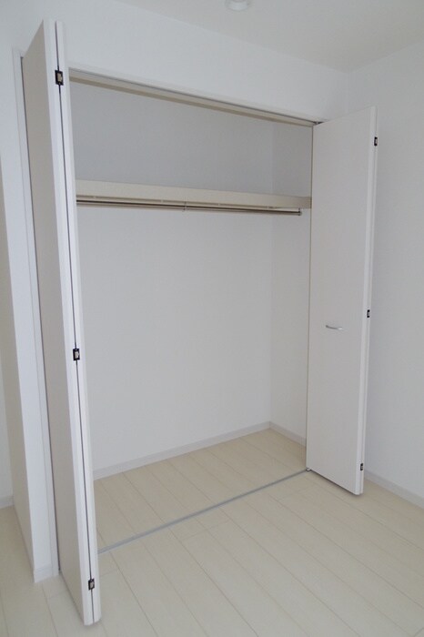 物件内観写真13　(収納)