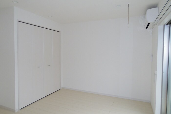 物件内観写真21　(居室)