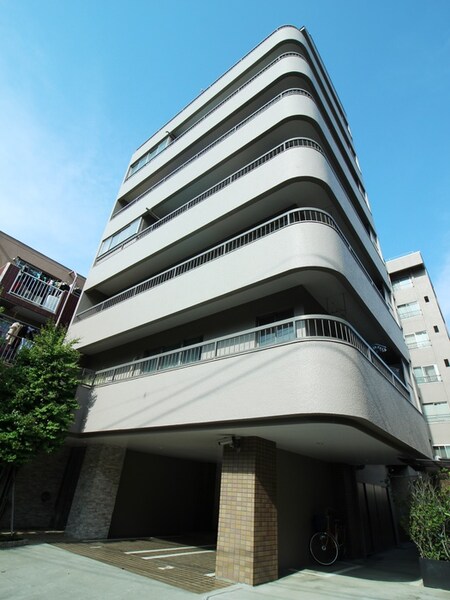 目白宮廷マンション(801)外観写真