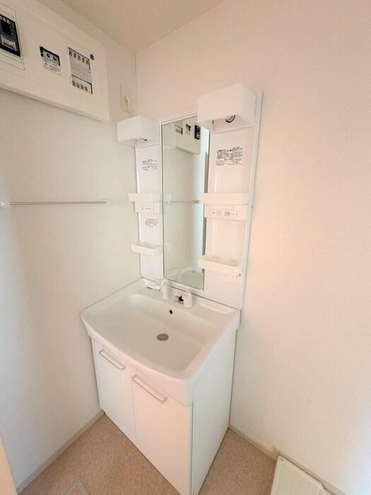 物件内観写真10　(洗面)