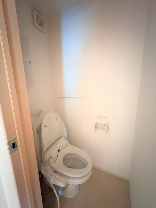 物件内観写真11　(トイレ)