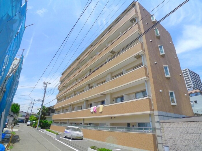 物件外観写真5　(駐車場)