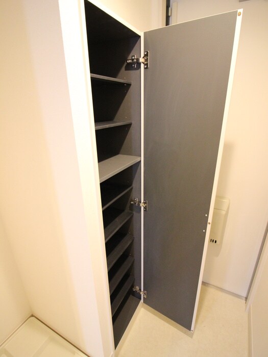 物件内観写真15　(靴箱)