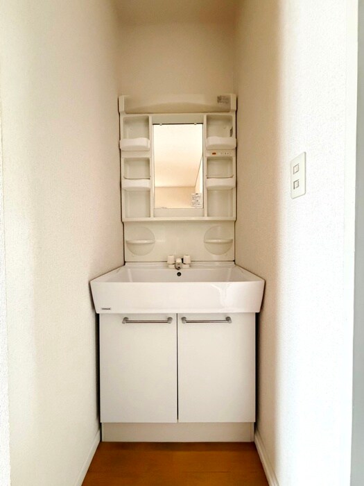 物件内観写真12　(洗面)