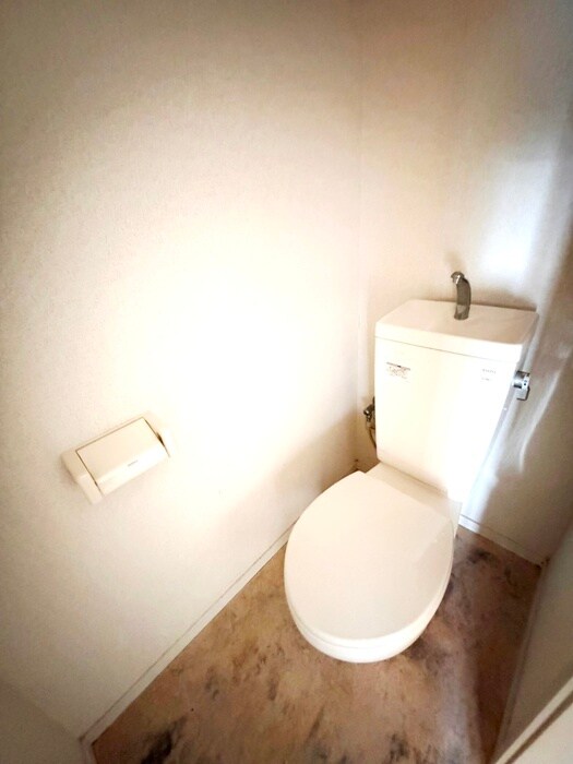 物件内観写真14　(トイレ)