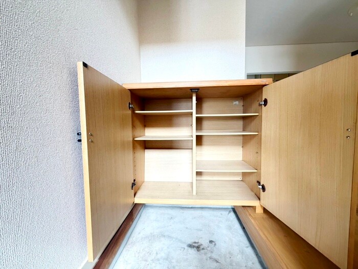物件内観写真19　(靴箱)