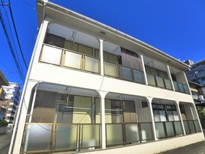 若葉ハイツ外観写真