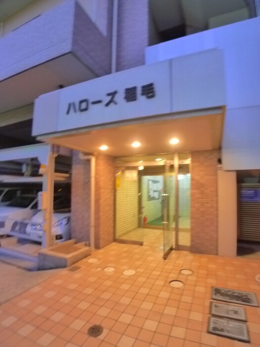 物件外観写真4　(エントランス部分)