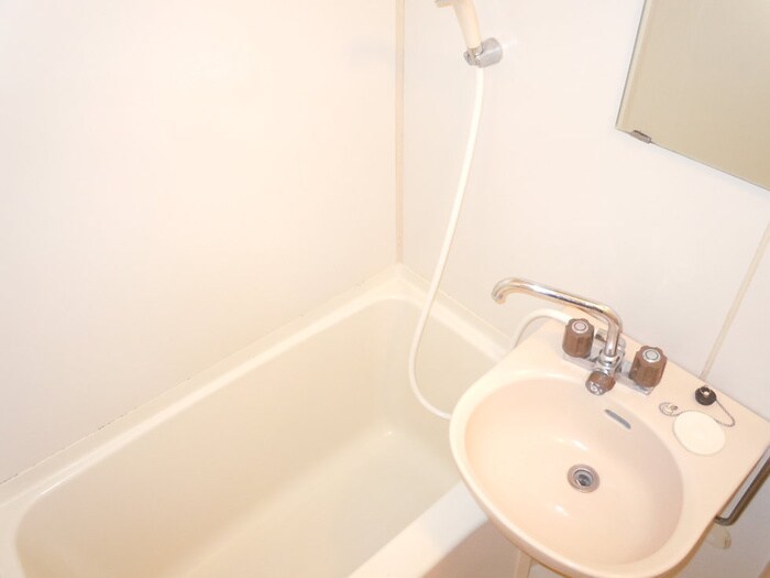 物件内観写真8　(バス／シャワールーム等)