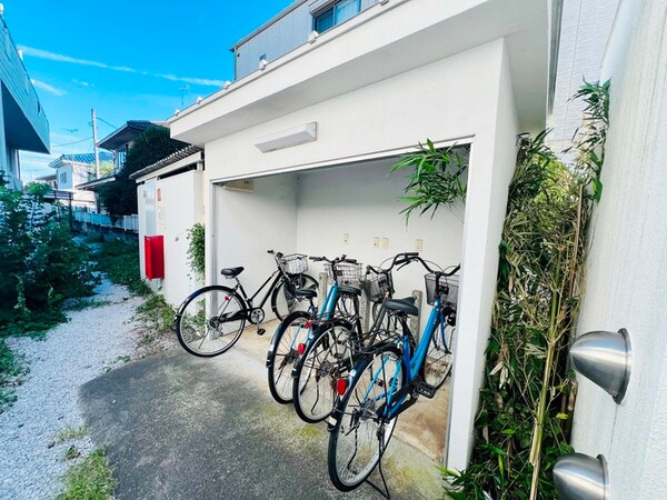 駐輪場