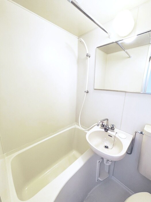 物件内観写真12　(バス／シャワールーム等)