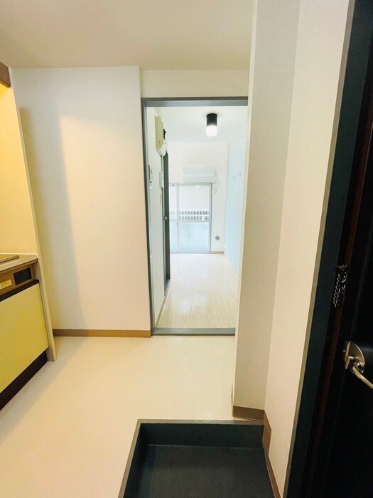 物件内観写真17　(玄関)