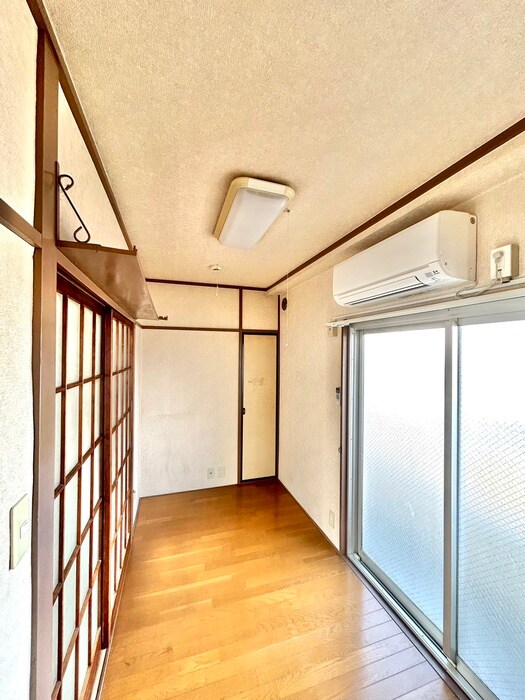 物件内観写真9　(居室)