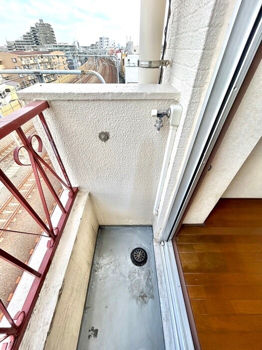 物件内観写真18　(洗濯機置場)