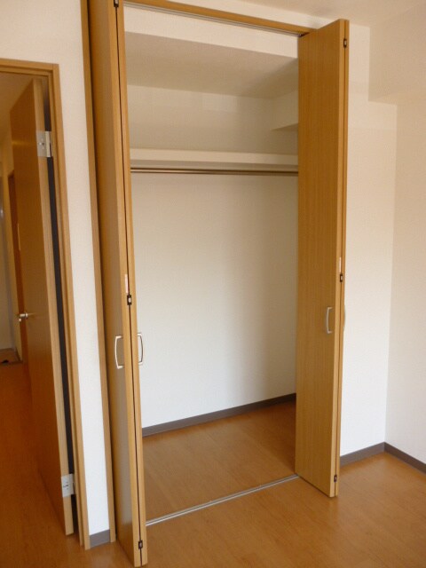 物件内観写真13　(収納)