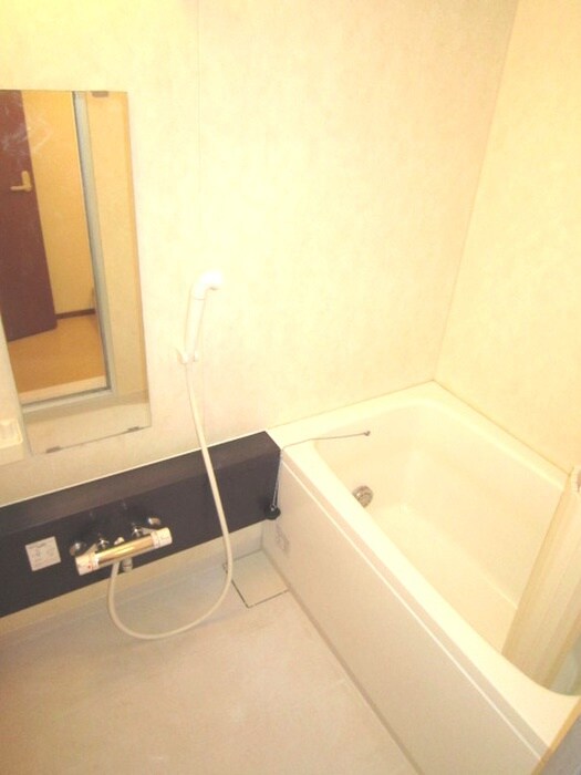 物件内観写真10　(バス／シャワールーム等)