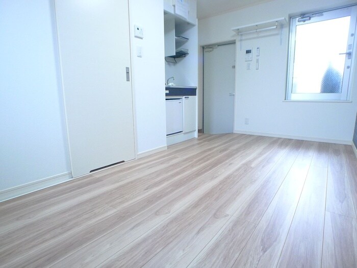 物件内観写真9　(居室)