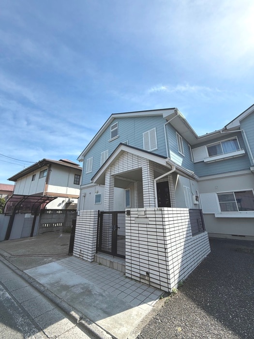 メゾンアトレ貸家の物件外観写真