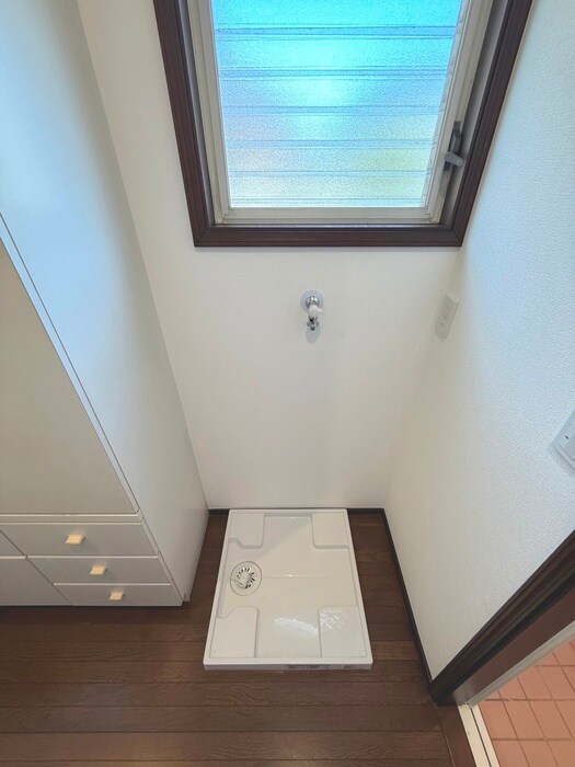 物件内観写真21　(洗濯機置場)