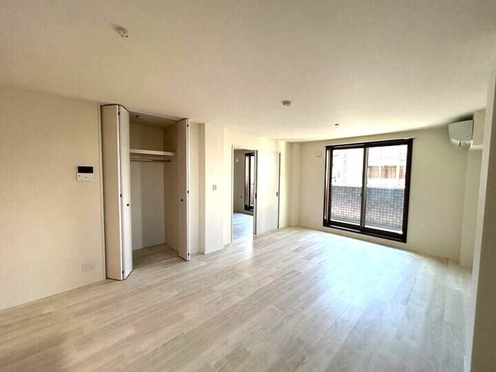 物件内観写真6　(居室)