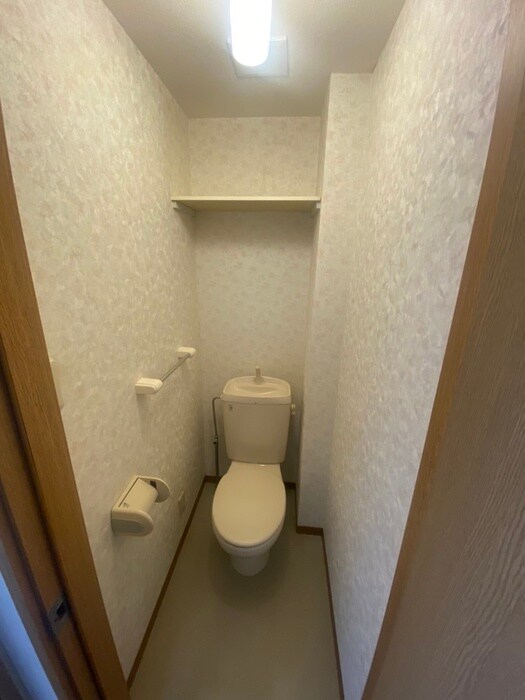 物件内観写真12　(トイレ)