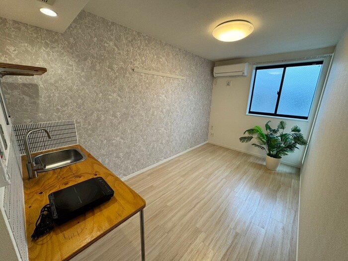 物件内観写真4　(居室)