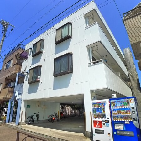 セゾン葉山外観写真