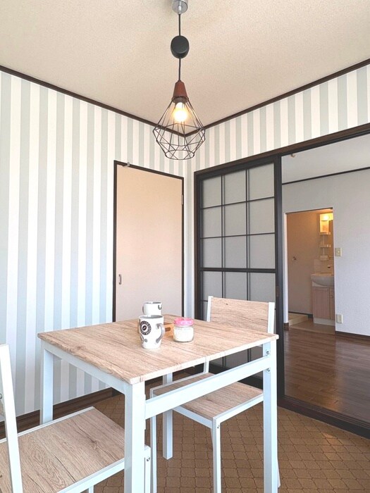 物件内観写真8　(居室)