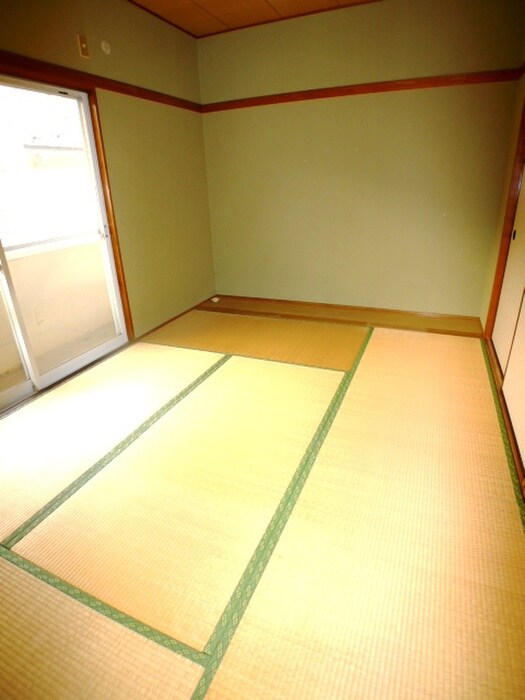 物件内観写真11　(居室)