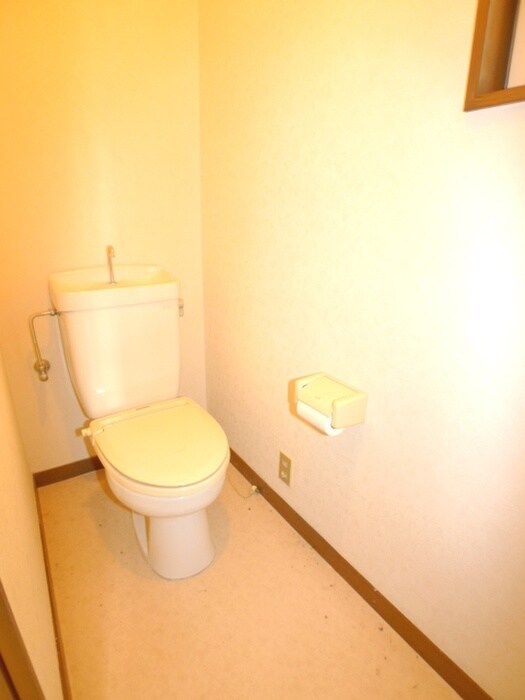 物件内観写真16　(トイレ)