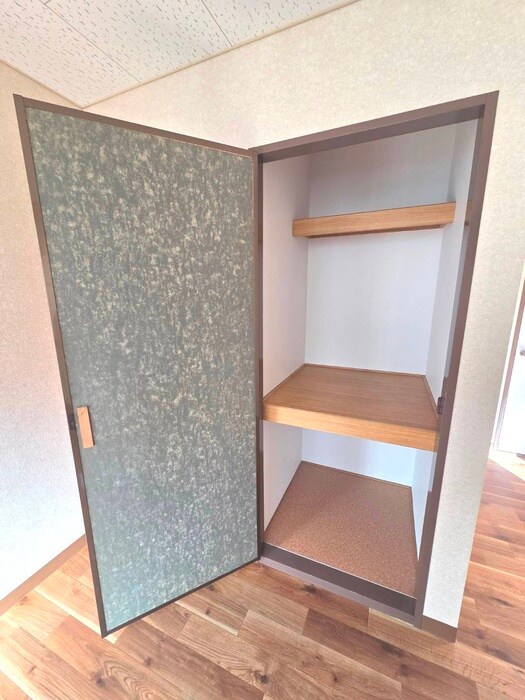 物件内観写真11　(収納)