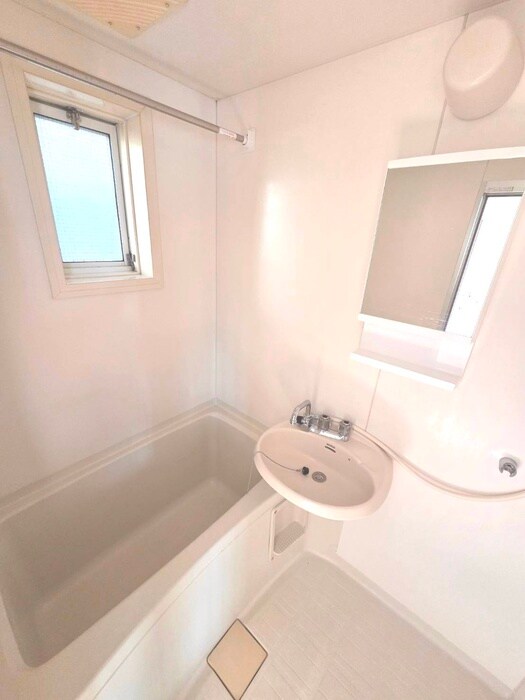 物件内観写真12　(バス／シャワールーム等)