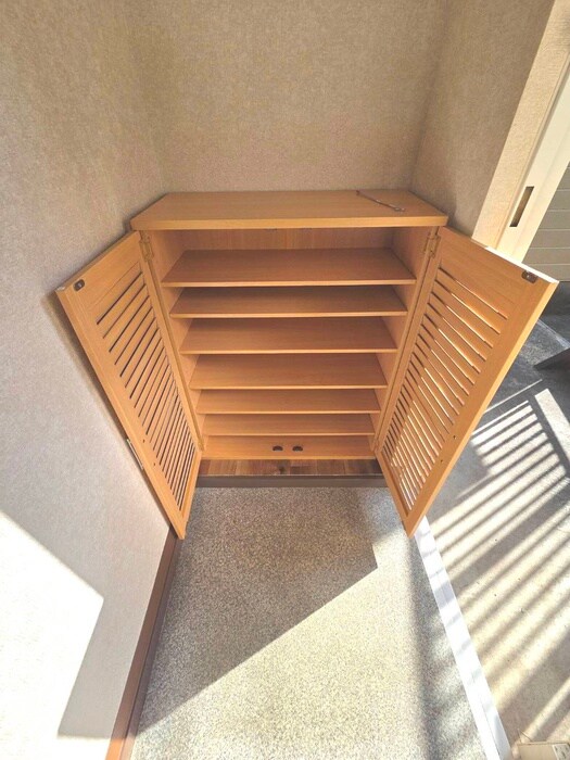 物件内観写真15　(靴箱)