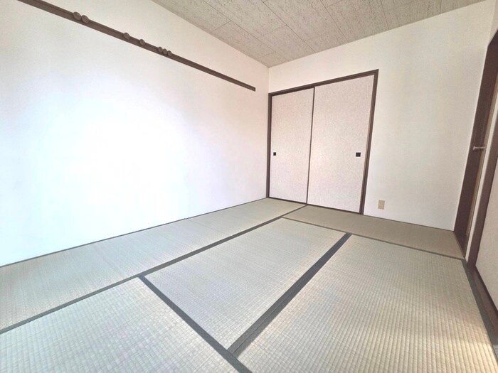 物件内観写真18　(居室)