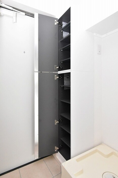 物件内観写真6　(靴箱)