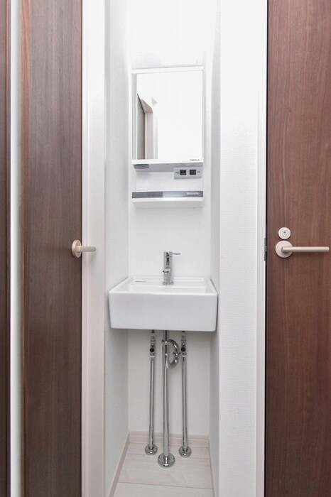 物件内観写真7　(洗面)