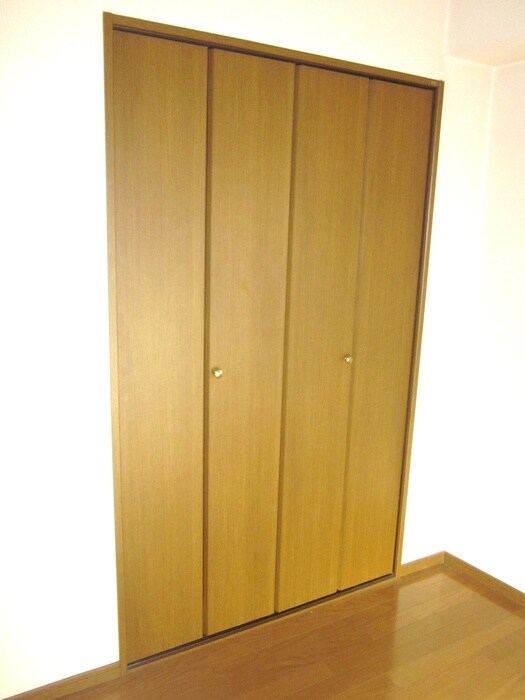 物件内観写真10　(収納)