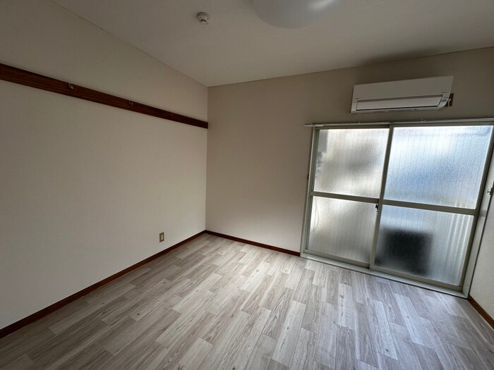 物件内観写真7　(居室)