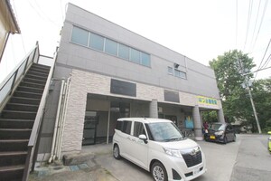 ヒグチビル外観写真