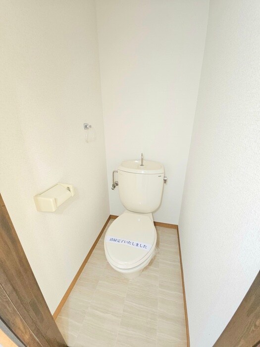 物件内観写真10　(トイレ)